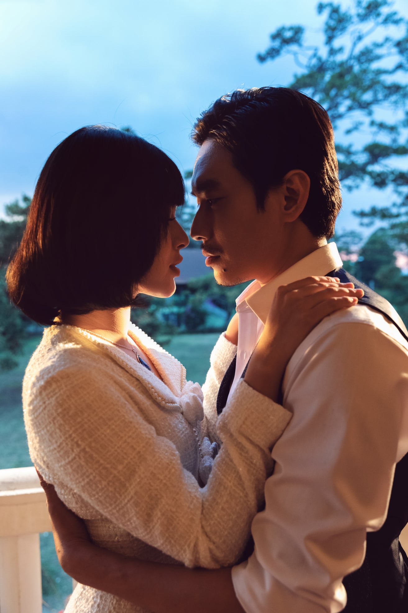 Karik và Only C tái xuất đầy cảm xúc, làm MV lấy nước mắt về chuyện tình người nhân bản