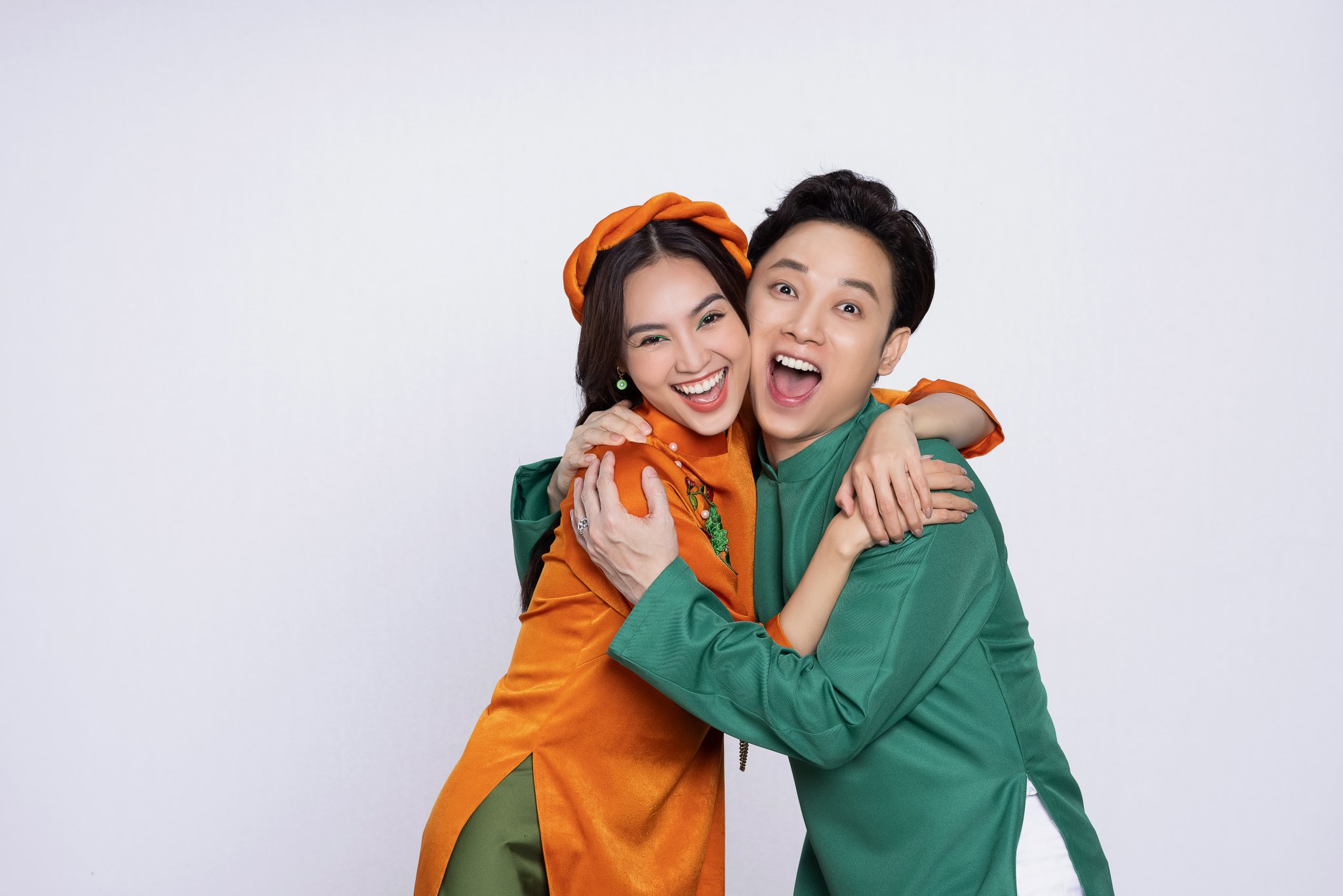 Bộ đôi hài hước Trúc Nhân, Ninh Dương Lan Ngọc đem đến MV Tết đầy ắp tiếng cười