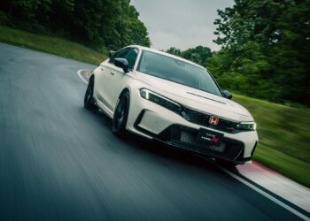 Honda Civic Type R 2023: mạnh hơn, thể thao hơn, dẫn động cầu trước, hộp số sàn 6 cấp