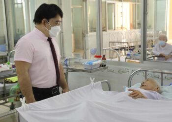 Hàng nghìn phần quà được Tập đoàn IMC trao đến các hoàn cảnh cơ cực ở nhiều tỉnh thành