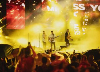 HAY Glamping Music Festival mang đến màn kết hợp lịch sử với sân khấu của The Moffatts – Ngọt Band và A1 – DaLAB