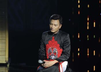 Anh Ba Ngọc Sơn rơi nước mắt vì tình mẫu tử của Nguyễn Lê Bá Thắng và mẹ Kim Huệ tại Tình Bolero 2022