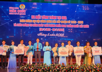 Công đoàn viên chức TP.HCM tuyên dương gương tập thể, cá nhân học tập và làm theo tư tưởng, đạo đức Hồ Chí Minh