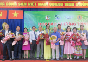 Họp báo chương trình “Ân nghĩa quê dừa – khát vọng vươn xa’’