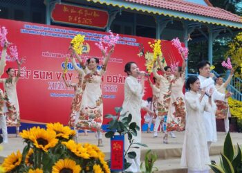 Công đoàn Viên chức TP.HCM tổ chức chương trình “Tết sum vầy – Xuân đoàn kết”