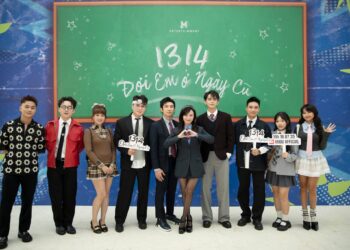 Midu diện style nữ sinh, sánh đôi cùng chồng trong sự kiện ra mắt phim “1314 – Đợi Em Ở Ngày Cũ”